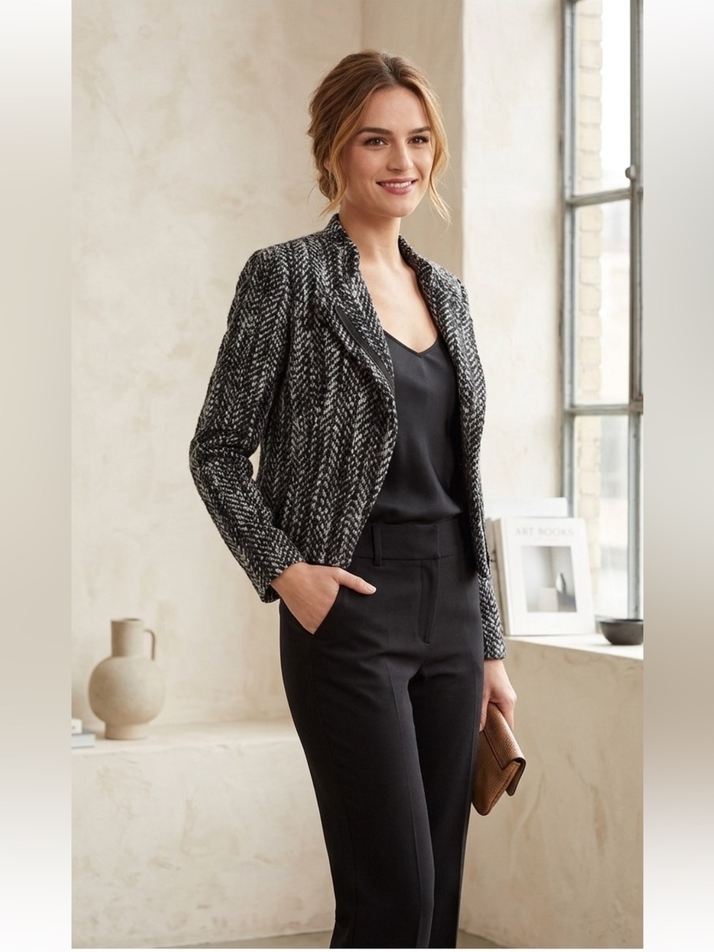 Cabi Sz 4 Blazer Jacket Wool Blend Boucle Black White Zip Up Pockets Slight Crop